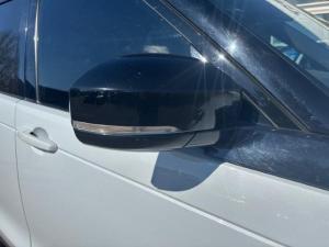 Land Rover Discovery HSE Td6 - Image 10