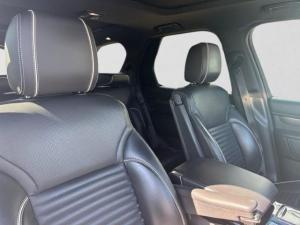 Land Rover Discovery HSE Td6 - Image 14