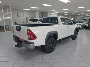 Toyota Hilux 2.8GD-6 Xtra cab Legend auto - Image 2