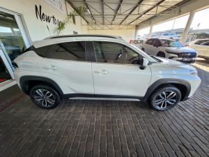 Toyota Starlet Cross 1.5 XR manual - Image 3