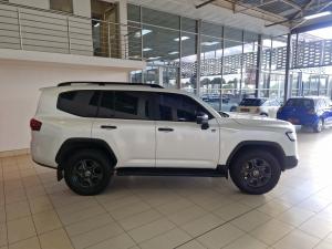 Toyota Land Cruiser 300 3.5T GR-Sport - Image 3