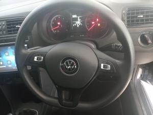 Volkswagen Polo Vivo hatch 1.4 Life - Image 8