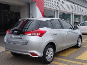 Toyota Yaris 1.5 Xi - Image 2
