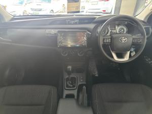 Toyota Hilux 2.4GD-6 double cab Raider auto - Image 6