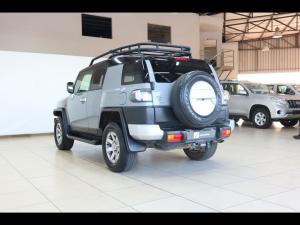 Toyota FJ Cruiser FJ Cruiser - Image 21