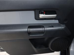 Toyota FJ Cruiser FJ Cruiser - Image 26