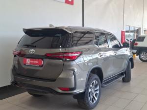 Toyota Fortuner 2.4GD-6 auto - Image 2