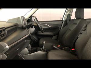 Suzuki Swift 1.2 GL - Image 7