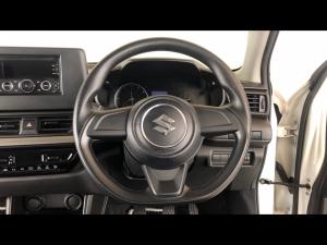 Suzuki Swift 1.2 GL - Image 8
