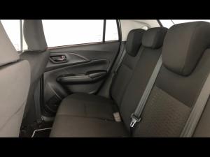 Suzuki Swift 1.2 GL - Image 11