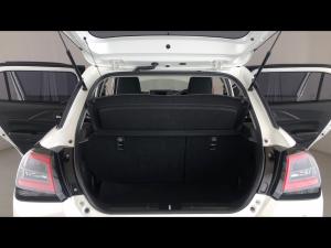 Suzuki Swift 1.2 GL - Image 13