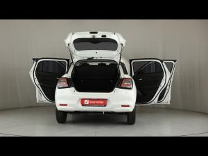 Suzuki Swift 1.2 GL - Image 24
