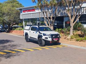 Toyota Hilux 2.8GD-6 double cab 4x4 Legend manual - Image 1