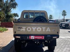 Toyota Land Cruiser 79 4.5D-4D LX V8 single cab - Image 5