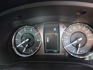 Toyota Hilux 2.4GD-6 Xtra cab Raider auto - Image 11
