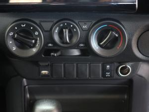 Toyota Hilux 2.4GD-6 Xtra cab Raider auto - Image 16