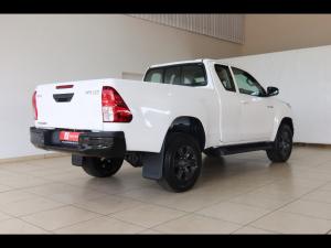 Toyota Hilux 2.4GD-6 Xtra cab Raider auto - Image 2