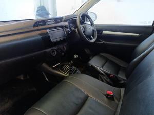 Toyota Hilux 2.0 single cab S (aircon) - Image 7