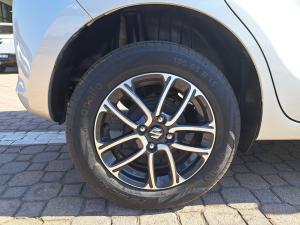 Suzuki Swift 1.2 GLX auto - Image 18