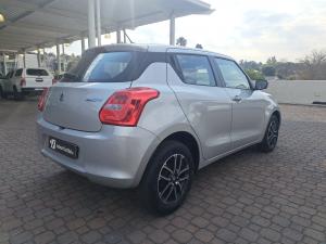 Suzuki Swift 1.2 GLX auto - Image 2