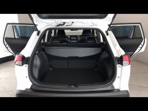 Toyota Corolla Cross 1.8 XR - Image 12