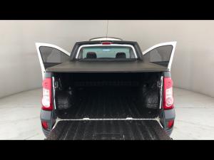 Nissan NP200 1.6i safety pack (aircon) - Image 13