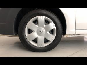 Nissan NP200 1.6i safety pack (aircon) - Image 18