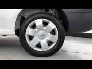 Nissan NP200 1.6i safety pack (aircon) - Image 19