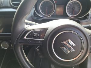 Suzuki Swift 1.2 GLX auto - Image 9