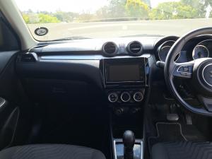 Suzuki Swift 1.2 GLX auto - Image 13