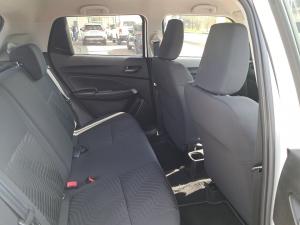 Suzuki Swift 1.2 GLX auto - Image 16