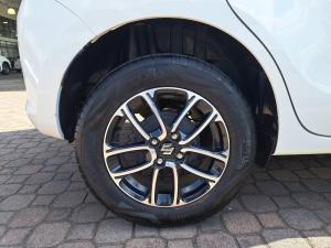 Suzuki Swift 1.2 GLX auto - Image 18