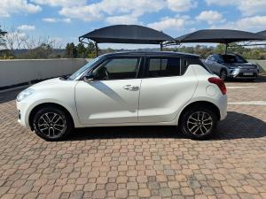 Suzuki Swift 1.2 GLX auto - Image 22