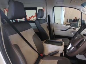 Toyota Quantum 2.8 SLWB bus 14-seater GL auto - Image 17