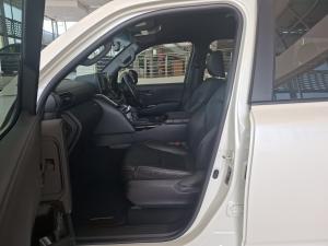 Toyota Land Cruiser 300 3.3D GX-R - Image 7