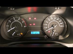 Toyota Hilux 2.4GD single cab S (aircon) - Image 9