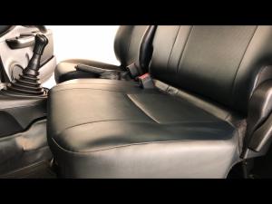 Toyota Hilux 2.4GD single cab S (aircon) - Image 12