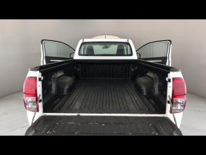 Toyota Hilux 2.4GD single cab S (aircon) - Image 13