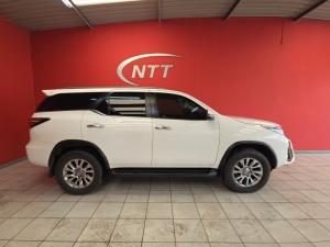 Toyota Fortuner 2.8 GD-6 4X4 VX automatic - Image 3
