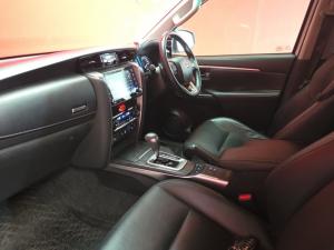 Toyota Fortuner 2.8 GD-6 4X4 VX automatic - Image 7