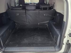 Toyota FJ Cruiser 4.0 V6 - Image 12