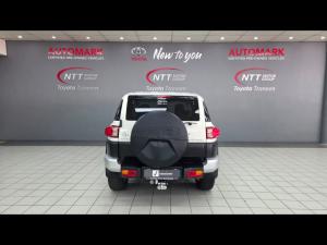 Toyota FJ Cruiser 4.0 V6 - Image 5
