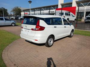 Toyota Rumion 1.5 S - Image 2