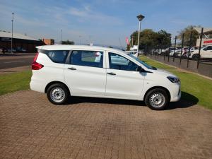 Toyota Rumion 1.5 S - Image 3