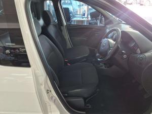 Nissan NP200 1.6 Safety PackS/C - Image 10