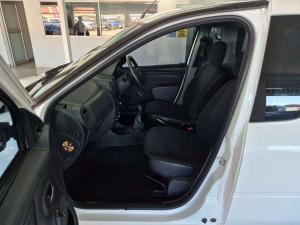 Nissan NP200 1.6 Safety PackS/C - Image 11