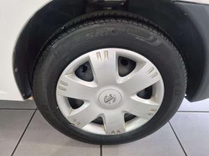 Nissan NP200 1.6 Safety PackS/C - Image 17