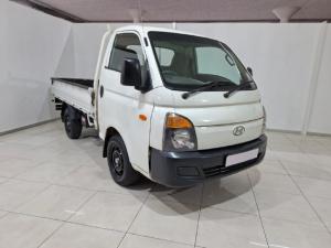 Hyundai H-100 Bakkie 2.6D deck (aircon) - Image 1