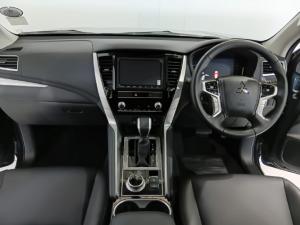 Mitsubishi Pajero Sport 2.4DI-D 4x4 - Image 11