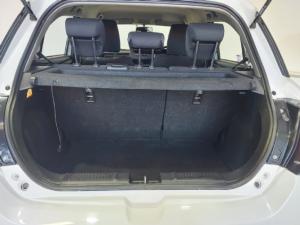 Suzuki Swift 1.2 GL - Image 6